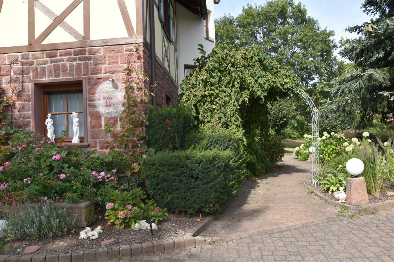 Heidi'S Haeuschen Apartment Schollbrunn Екстериор снимка